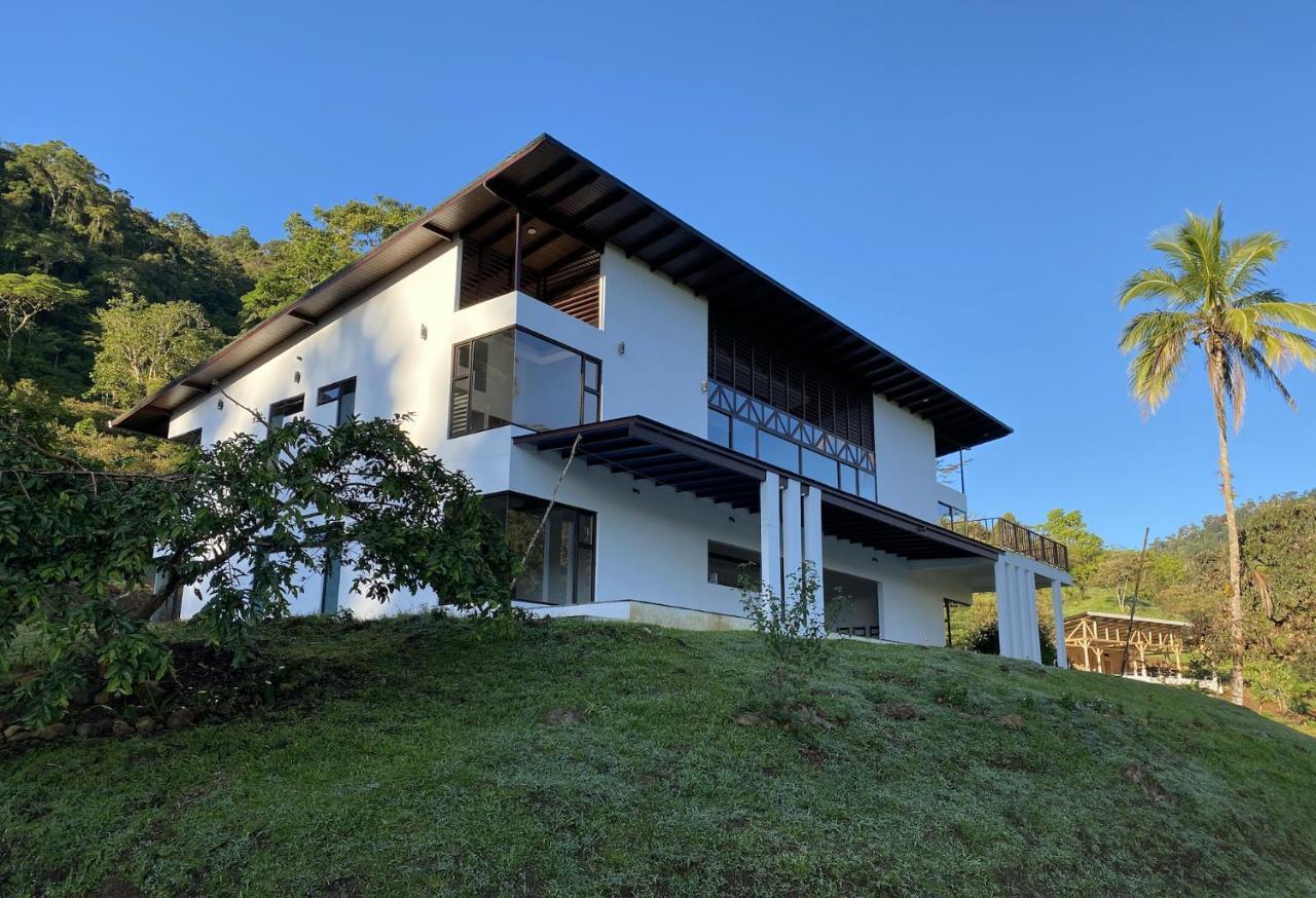 Arte De Plumas Birding Lodge Cartago Exteriér fotografie