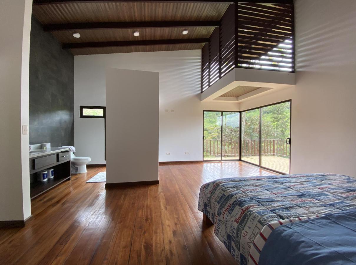 Arte De Plumas Birding Lodge Cartago Exteriér fotografie